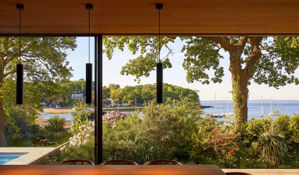 HiFinity Alumínium tolóajtók - House Island Rest található Isle of Wight, Egyesült Királyság