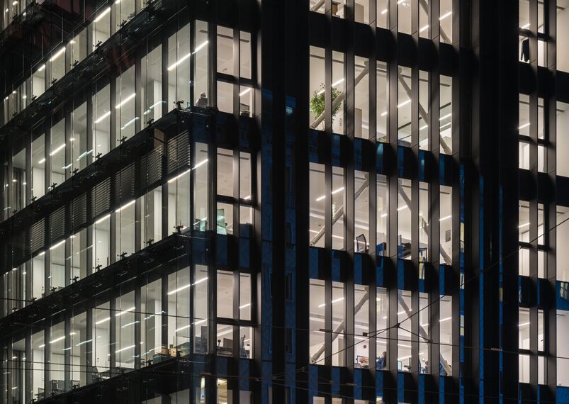 CW 60-SC Alumínium függönyfalak - Office building Office building Largo Augusto Milano található Milan, Olaszország