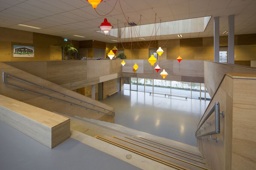 CS 38-SL Törölt rendszerek és SlimLine 38 Alumínium ablakok - Boarding school Children's Campus Zuidas található Amsterdam, Hollandia