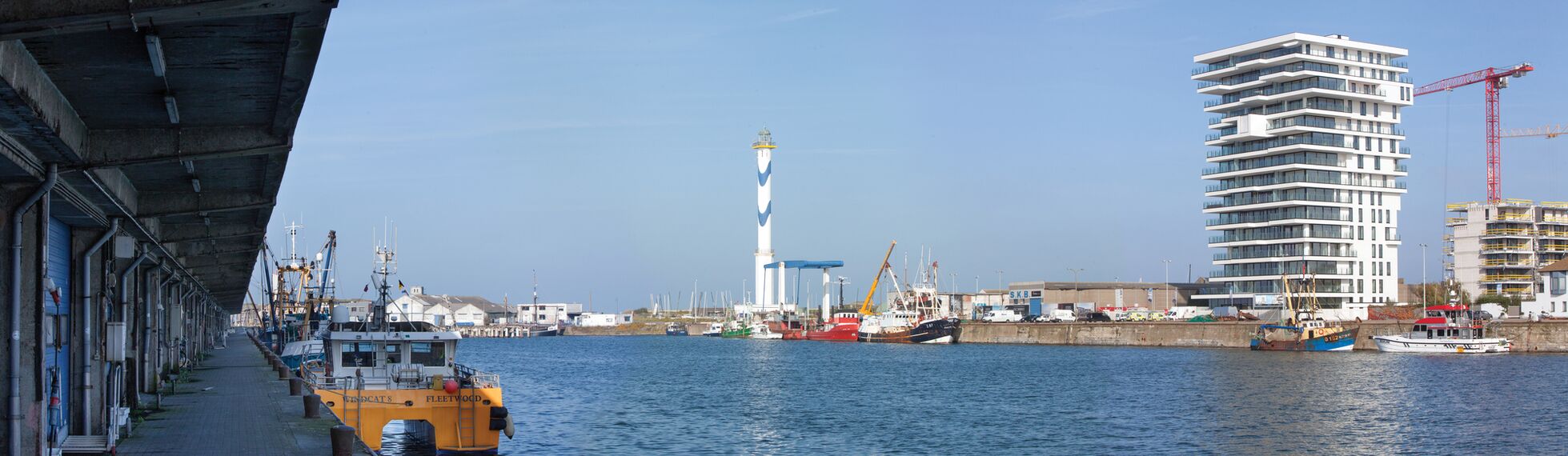 ConceptSystem 77 Alumínium ablakok és ConceptWall 50 Alumínium függönyfalak - Baelskaai 12 (Oosteroever) található Oostende, Belgium