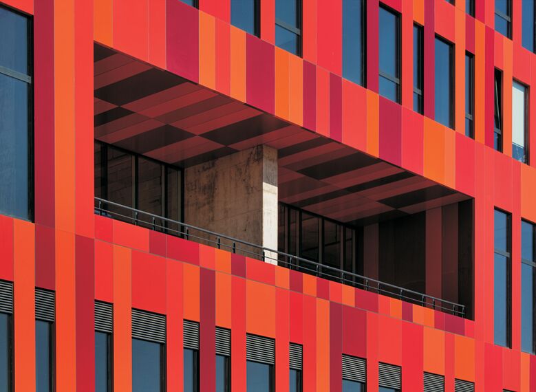 CS 86-HI (c) Törölt rendszerek és CW 50-SC Alumínium függönyfalak - Business center Lapishan található Istanbul, Törökország