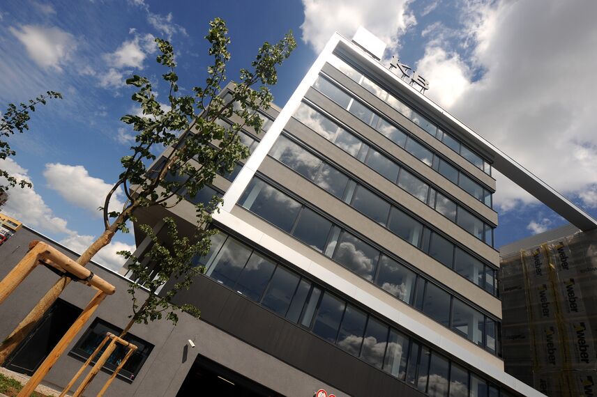 CS 86-HI (c) Törölt rendszerek és ConceptWall 50 Alumínium függönyfalak - Západní město - City West - Office Building található Prague, Csehország