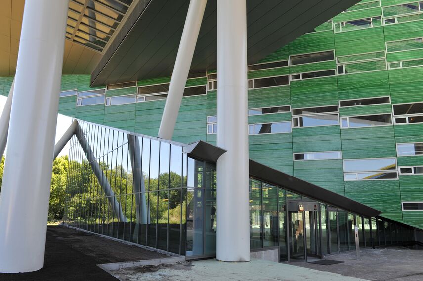 ConceptWall 50 Alumínium függönyfalak, EcoSystem 50 Alumínium ablakok és EcoSystem 50 Alumínium ajtók - College/University Centre for Life Sciences található Groningen, Hollandia