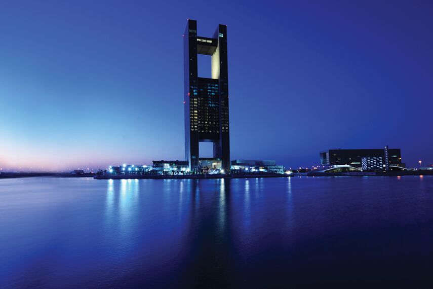 CP 96 Alumínium tolóajtók és CS 77 Fire Proof Alumínium ajtók - Four Seasons Hotel található Manama, Bahrein
