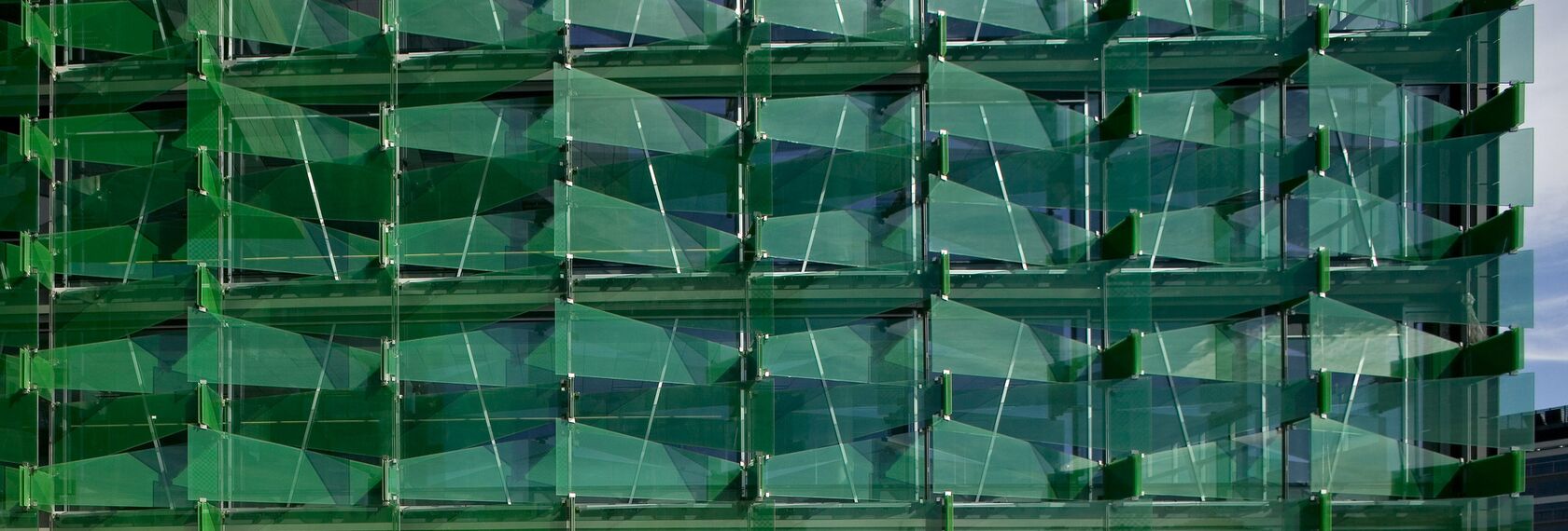 ConceptSystem 68 Alumínium ablakok, ConceptSystem 68 Alumínium ajtók, ConceptWall 50 Alumínium függönyfalak és ConceptWall 86 Alumínium függönyfalak - Office building Coca-Cola headquarters Spain található Madrid, Spanyolország