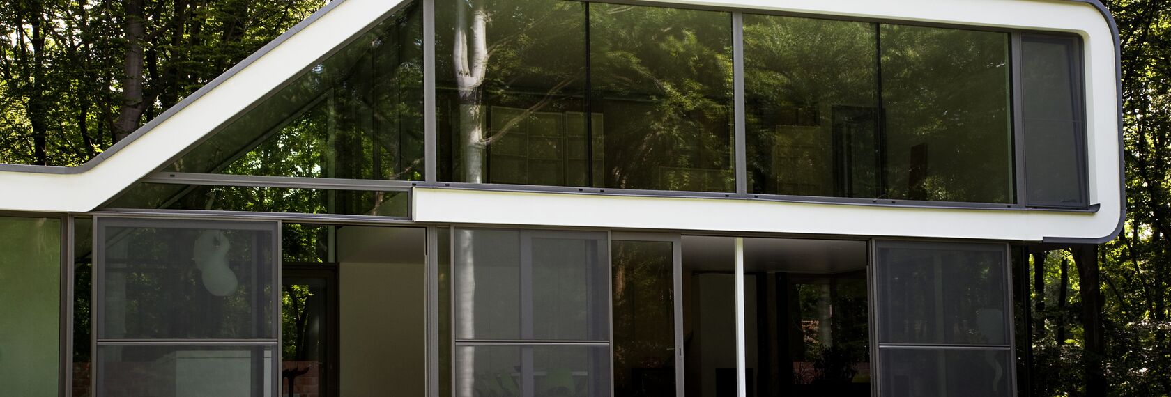 ConceptSystem 77 Alumínium ablakok, ConceptSystem 77 Alumínium ajtók, ConceptWall 50 Alumínium függönyfalak, CS 86-HI (c) Törölt rendszerek és CP 50 Alumínium tolóajtók - Van Acker Sissau villa található Loppem, Belgium