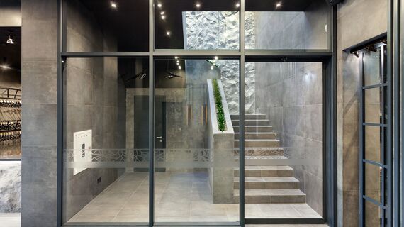 ConceptSystem 77 Alumínium ablakok és CW 50-HI Alumínium függönyfalak - Park Art of Rest található Lviv, Ukrajna